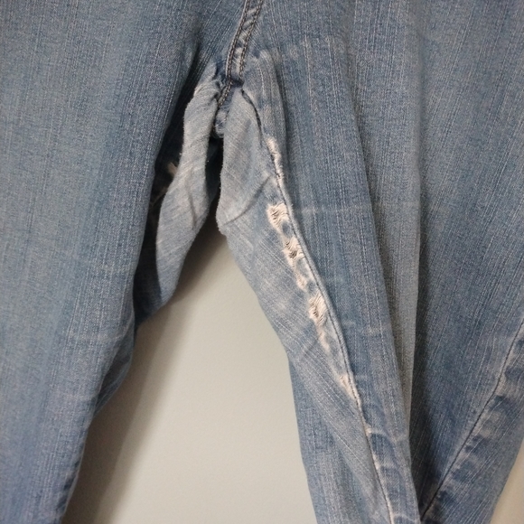 Lee Classic Slender Secret Lower on the waist Jeans Light Wash 5 pockets pants - Picture 4 of 8